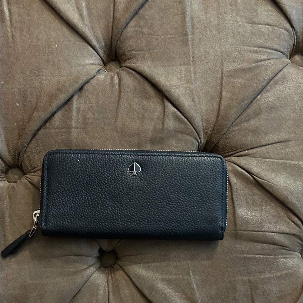 Kate Spade Black Zippered Men's Wallet - Picture 2 of 2